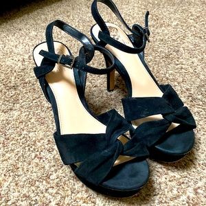 Black velvet heals 7 1/2